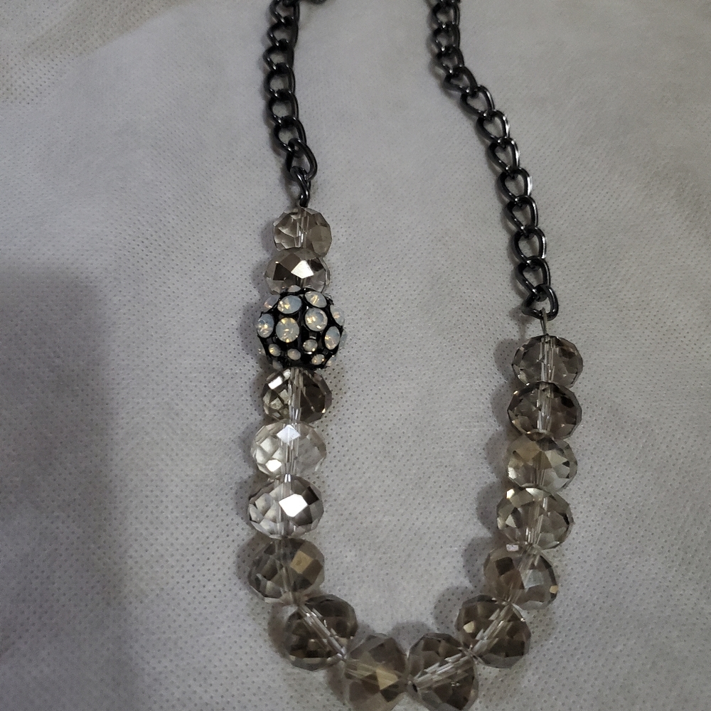 Statement necklace